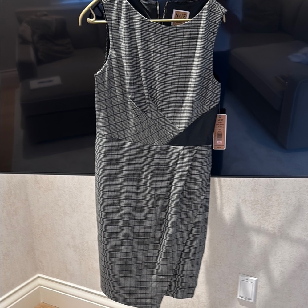 Nue by Shani Blue and Black Sheath Midi Dress